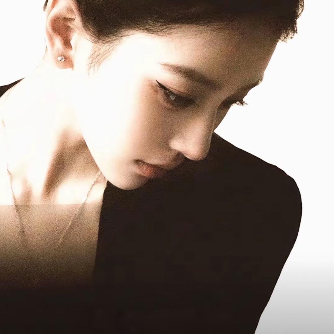 ຶ