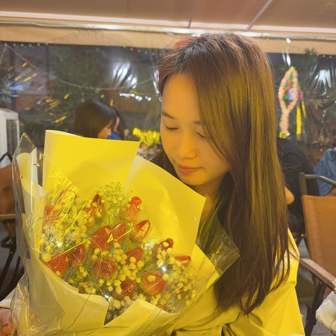 @7🙇‍♀️🏓🍟