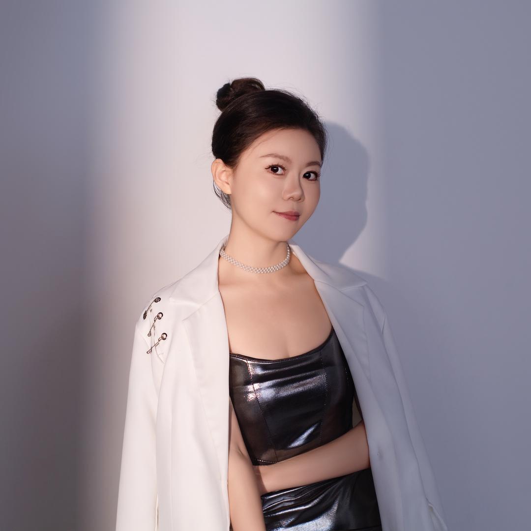 新中式抗衰美学莹子