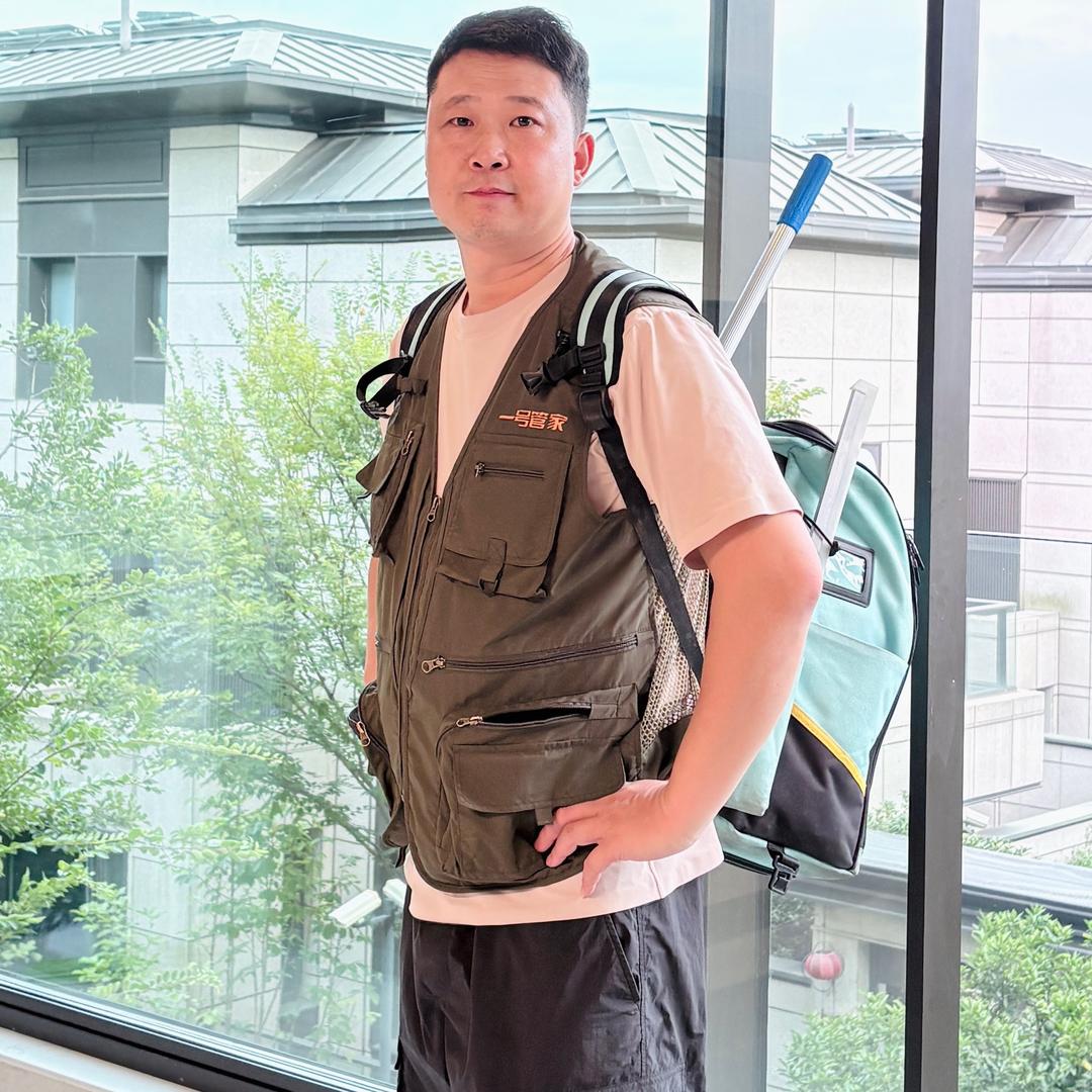 你家隔壁的保洁哥