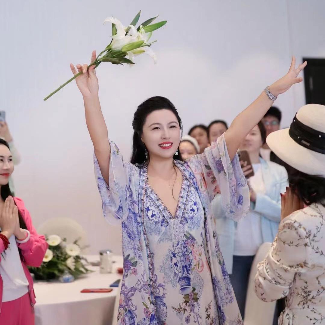 徐鹤宁官方工作室@抖音