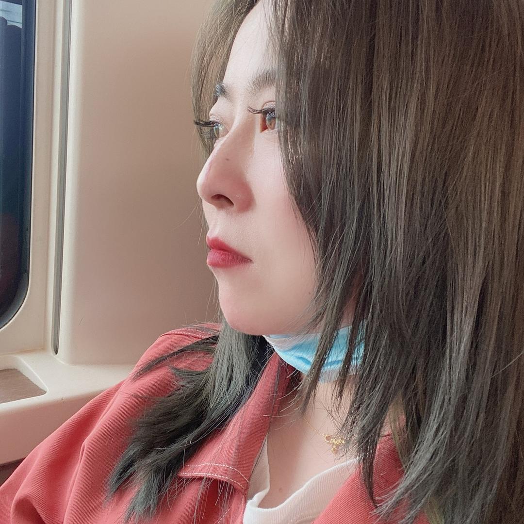 幸运女神小姐姐👧