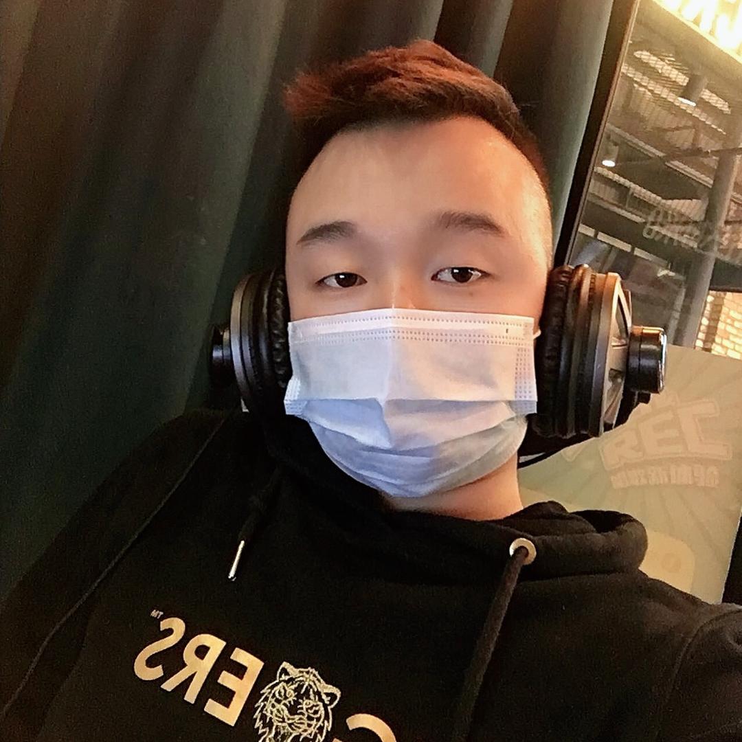 小兵哥🚀🚀🚀