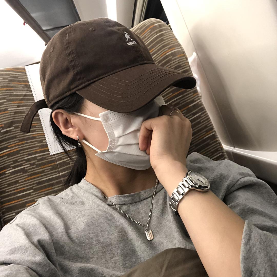 银基闹闹服装批发