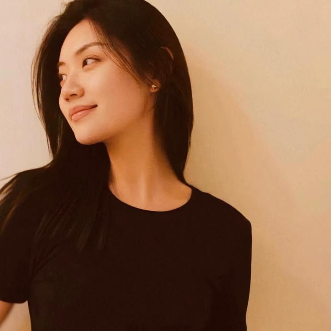 吃两碗米饭ರ_ರ