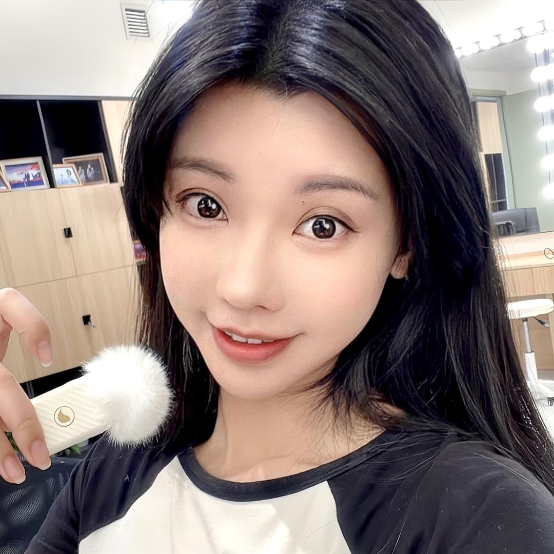 李霸霸