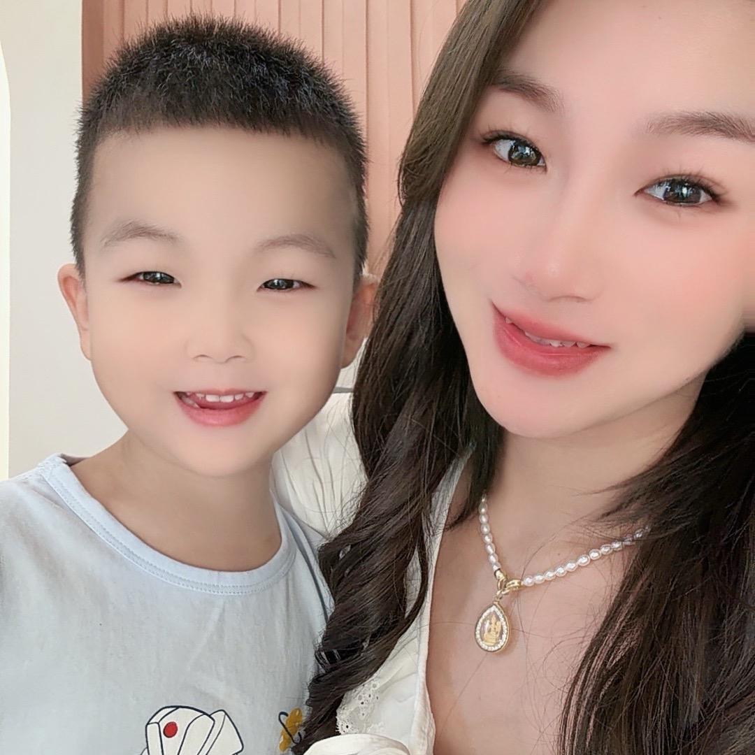 多米妈 小超👩