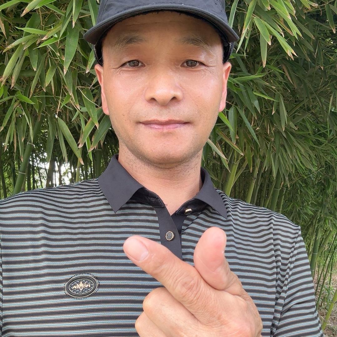 白哥(每天上午8点10分)