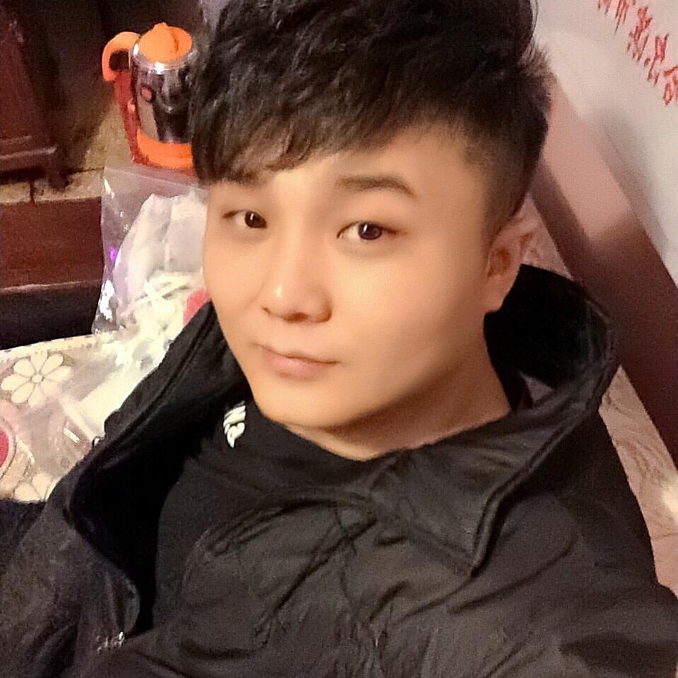 这位傻大个儿