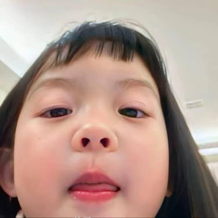 Yy^