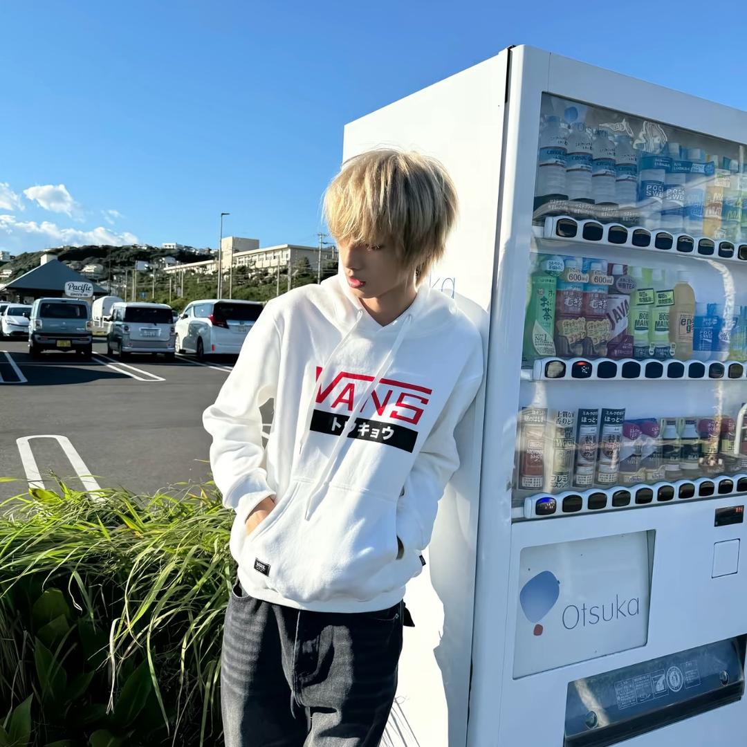 权奕忻