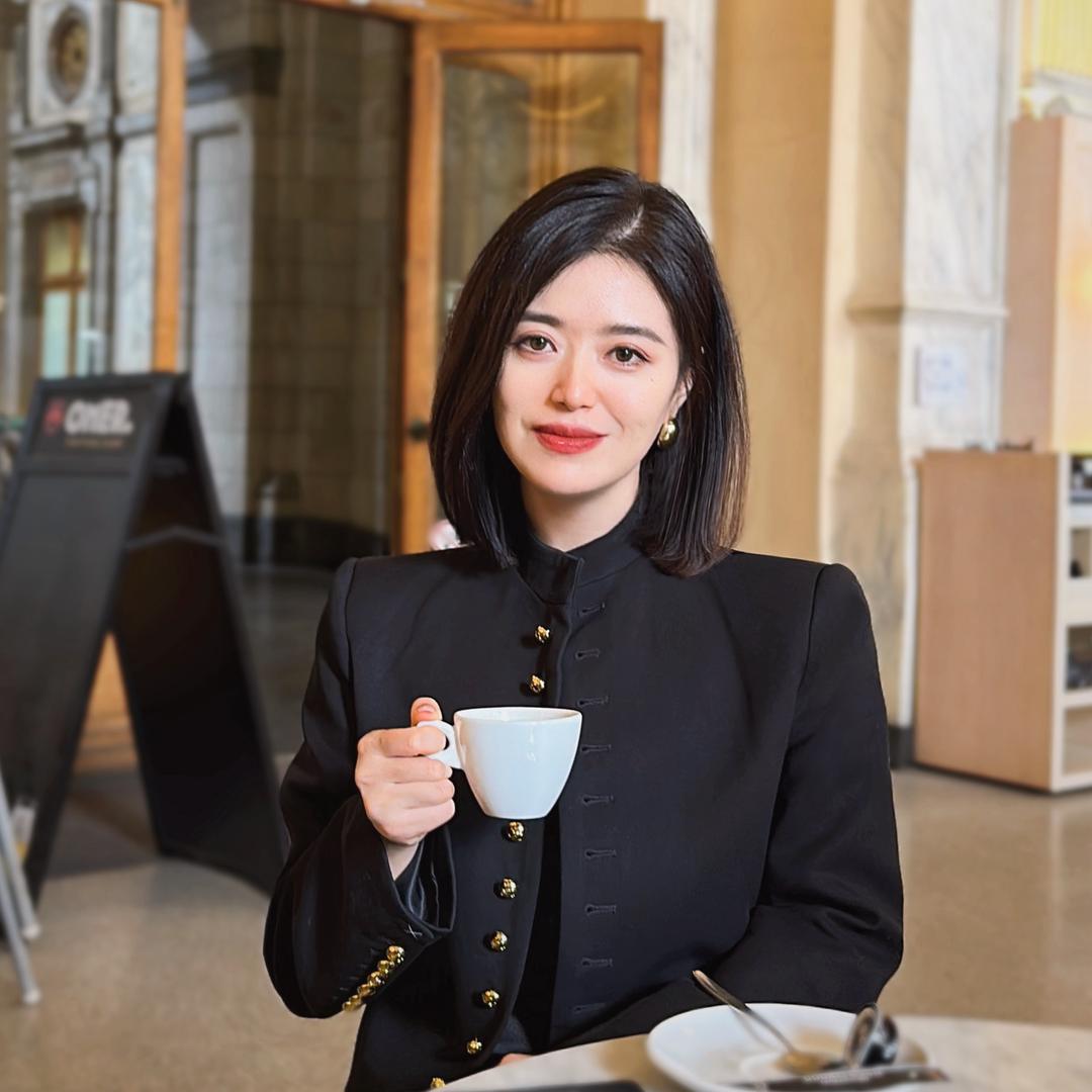 艺术百年-艺术+