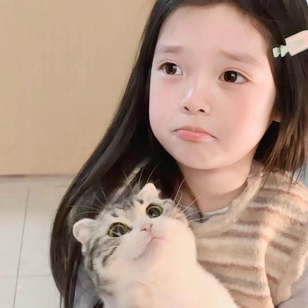 去水果店买水果被误会裤头里面藏甘蔗