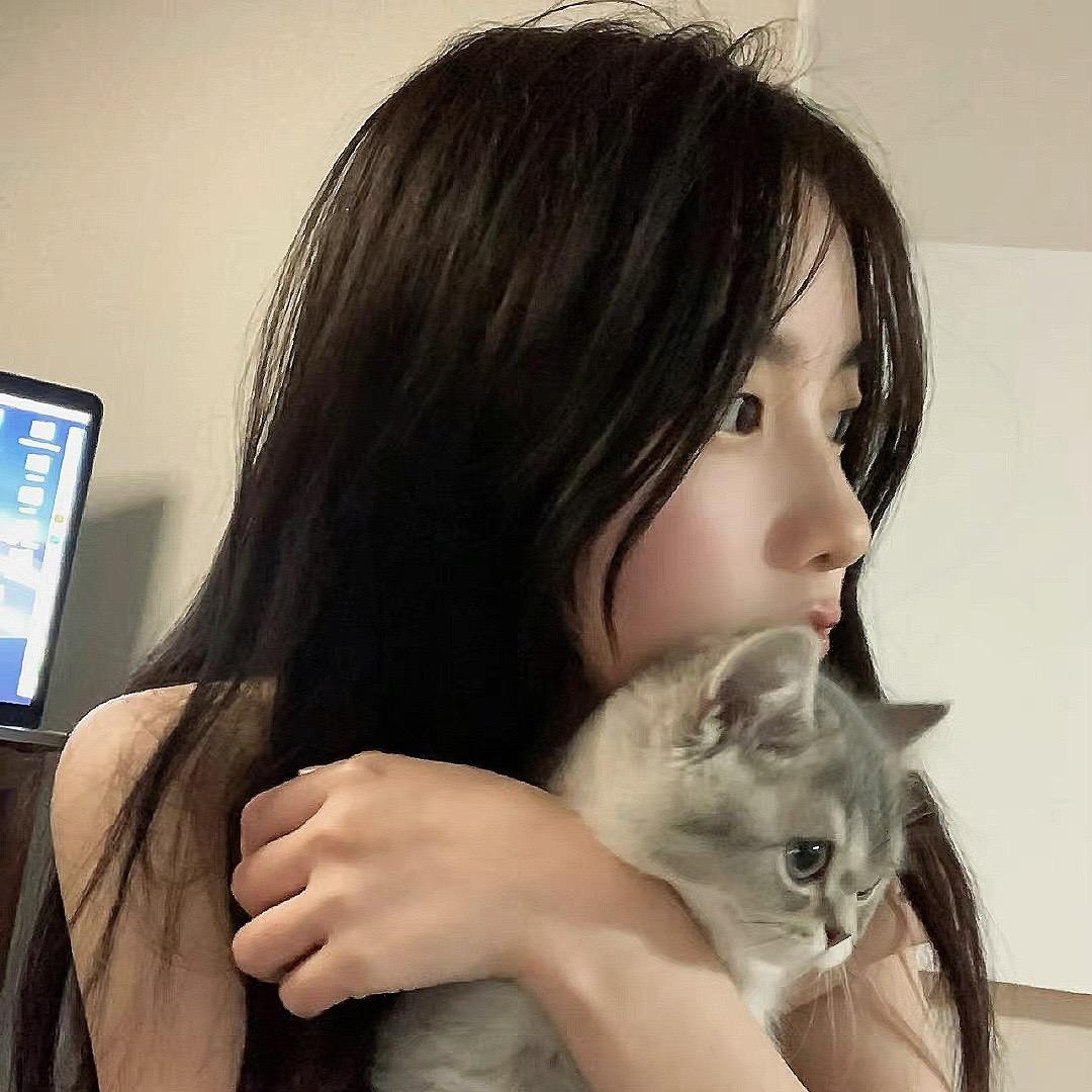 吃肉肉的又又