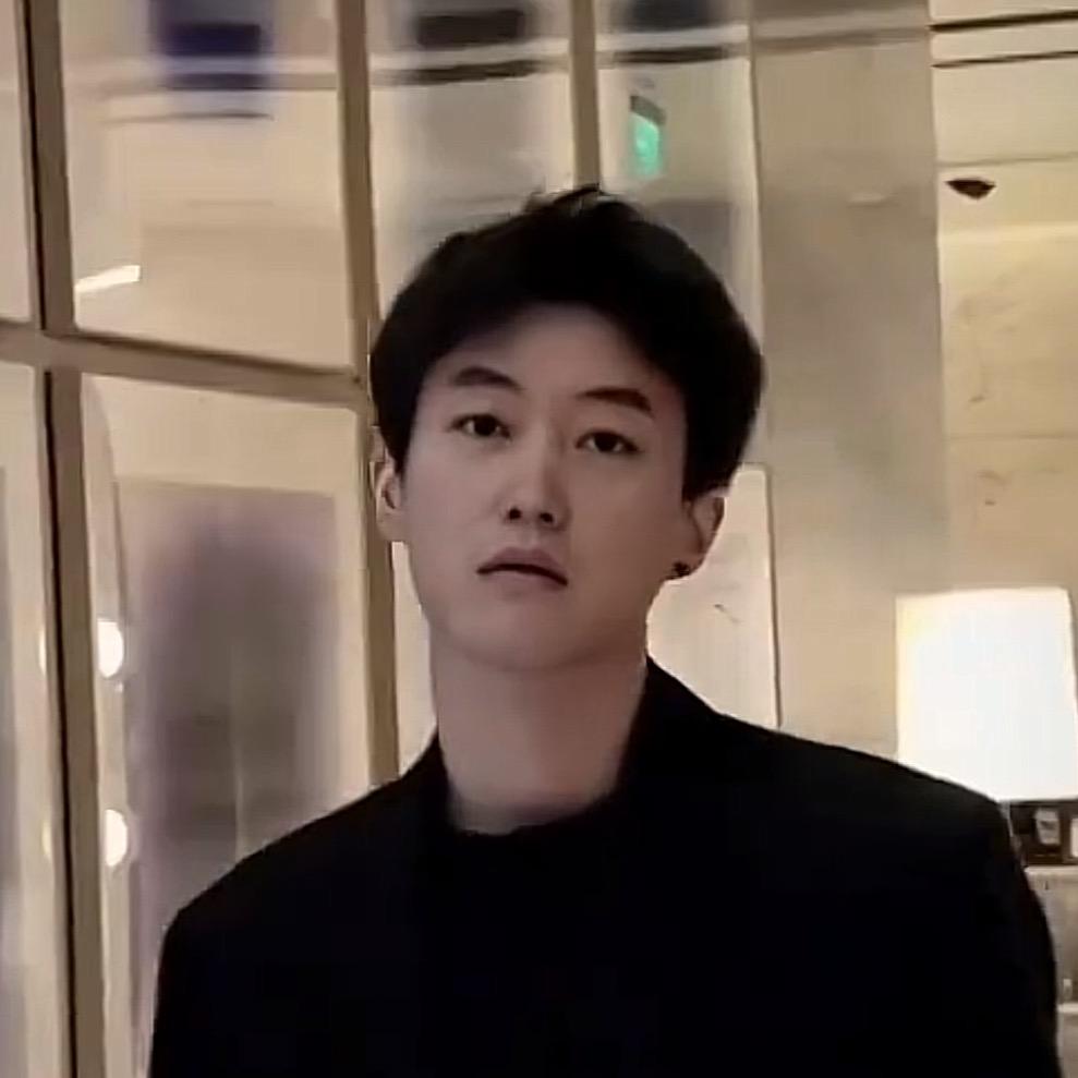 白