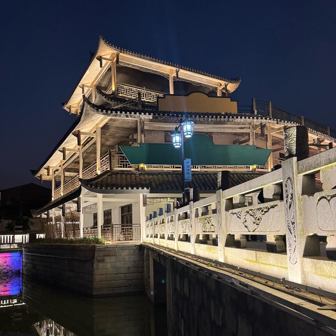 吃到剁椒鱼身了！