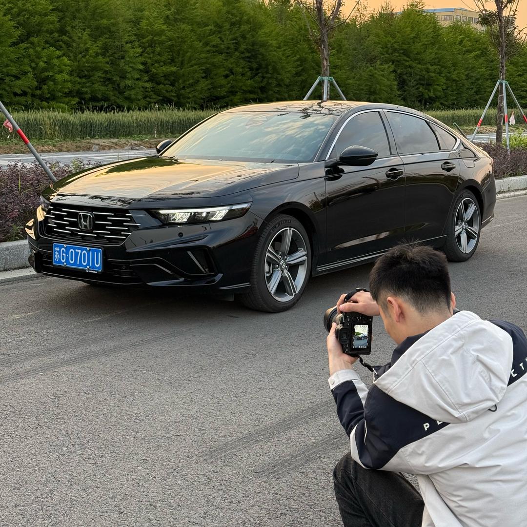 专拍雅阁的小帅