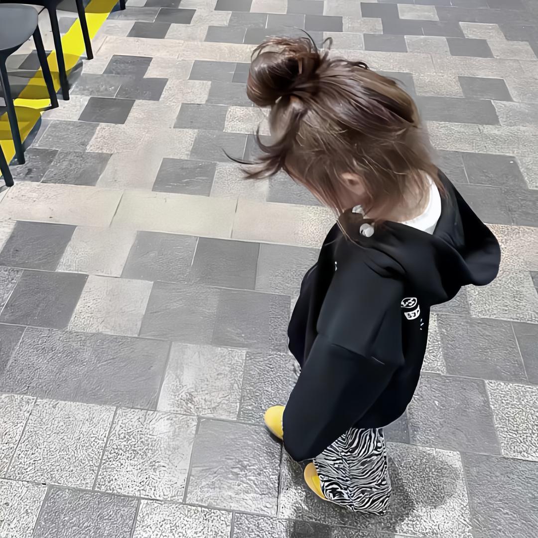起床吃小孩