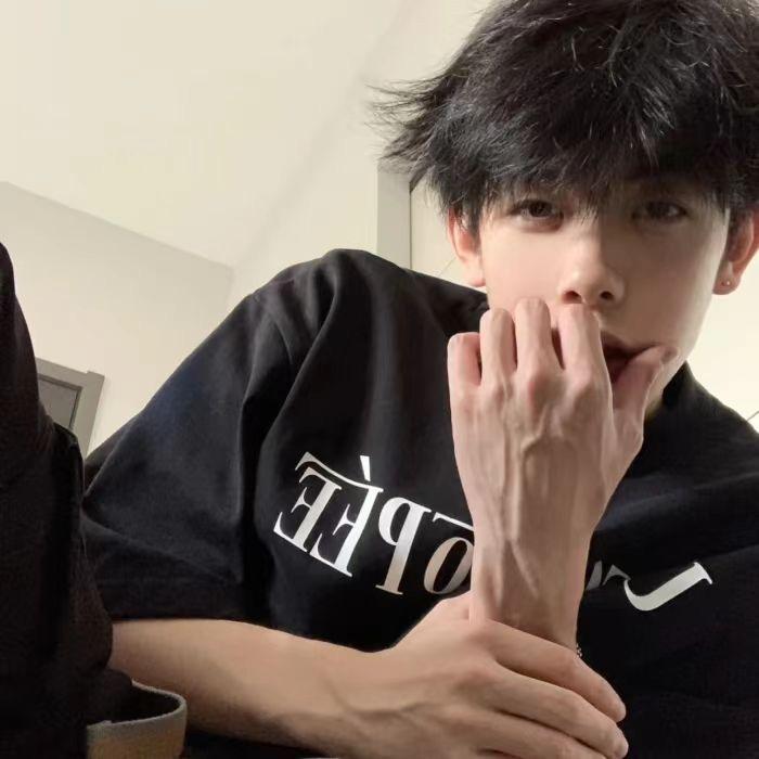 阿怪要睡觉了