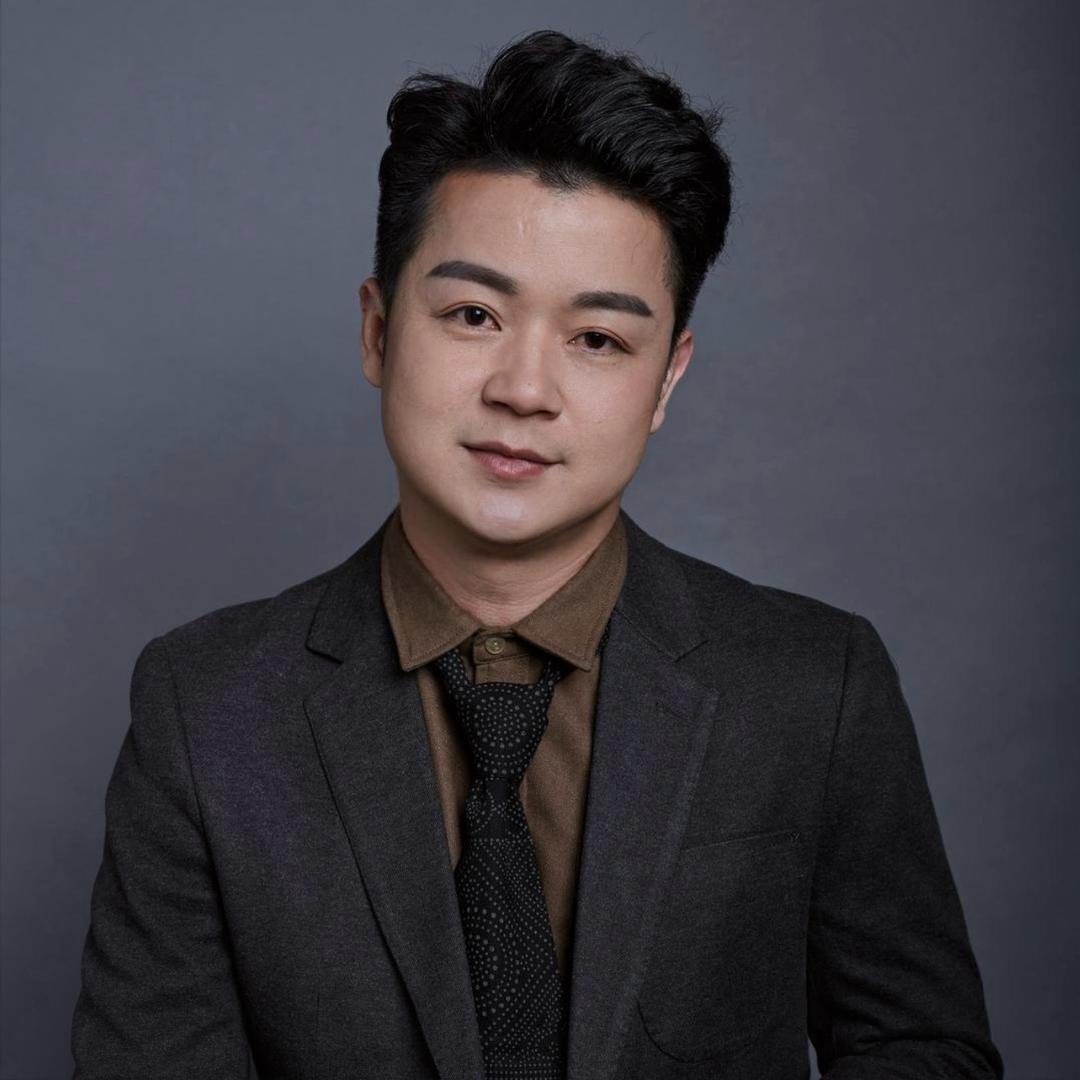 炫龙曙光工厂直播间