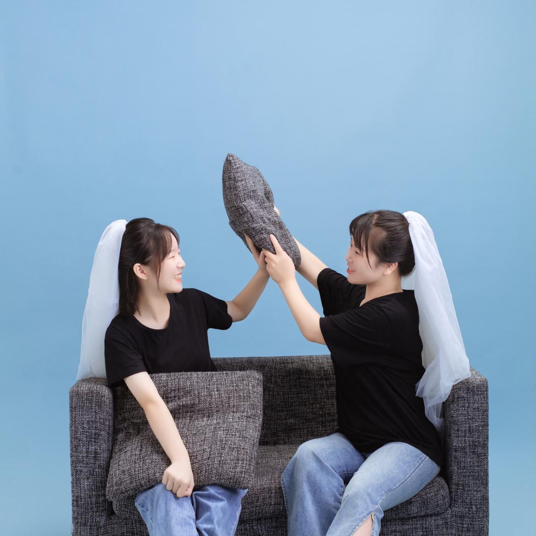 @莹