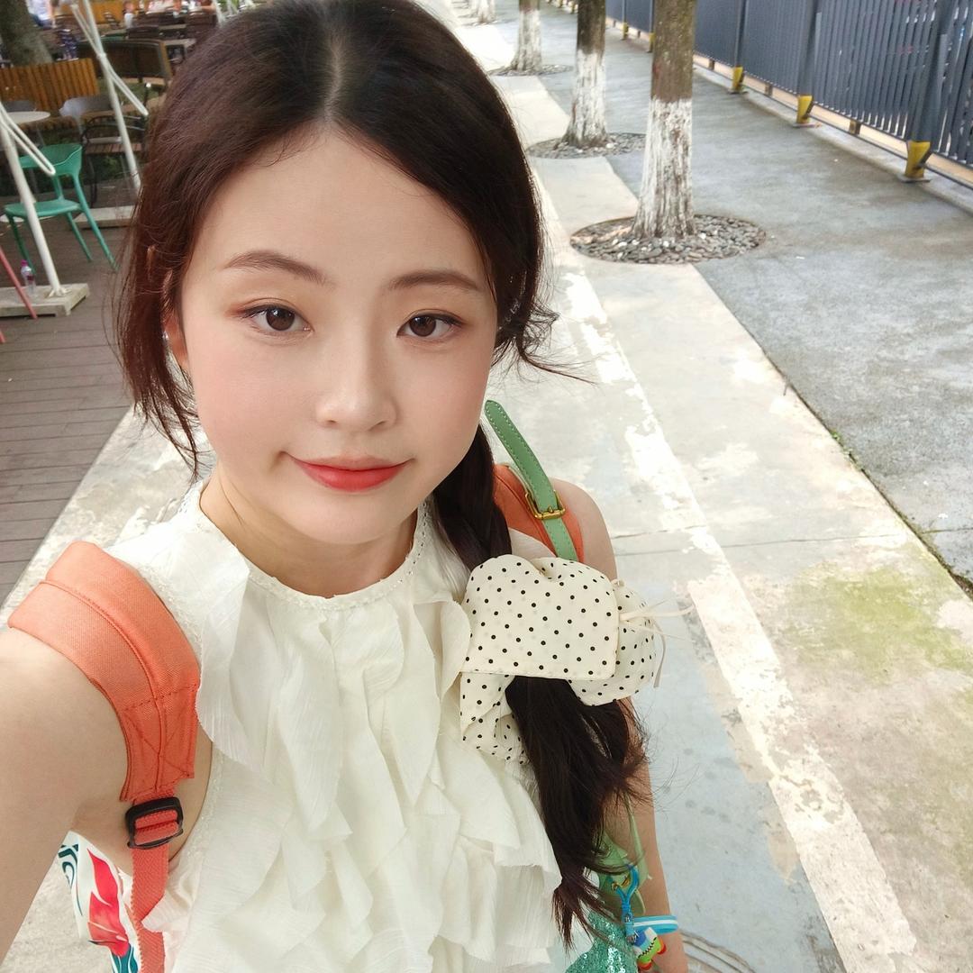 薇女装薇女装