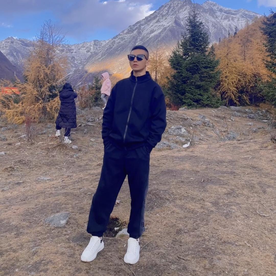灌县  苏坡Man
