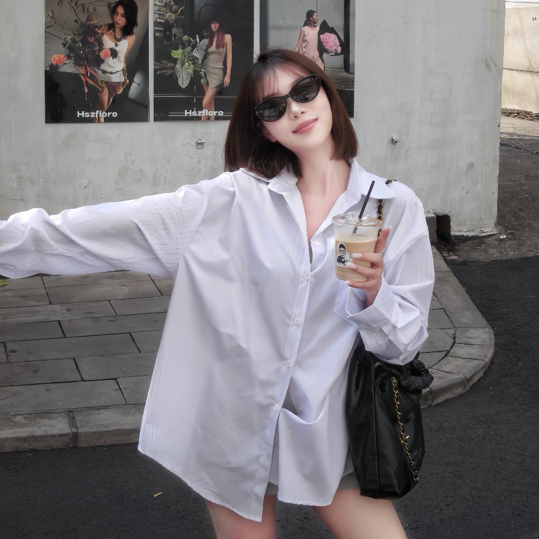 小鹿挺懒