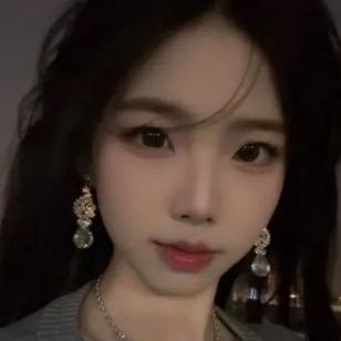 y欣苒