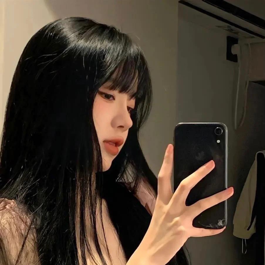 YiYi.