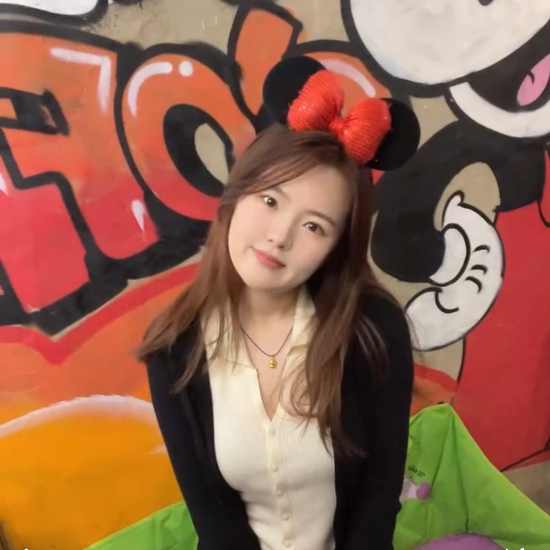 灿灿朋友圈