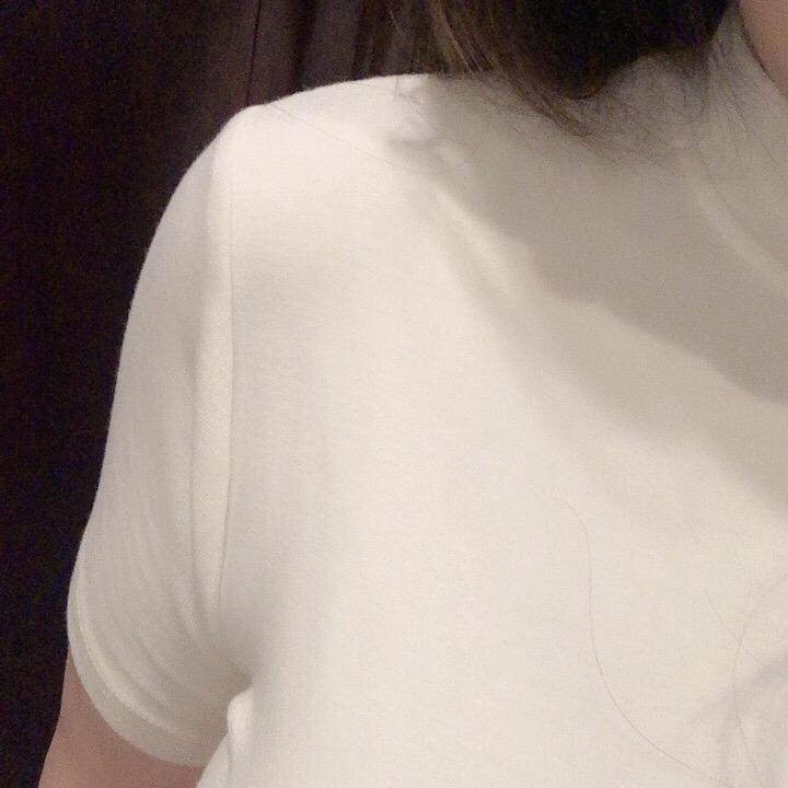 易姐姐（别离开直播间等我下播）