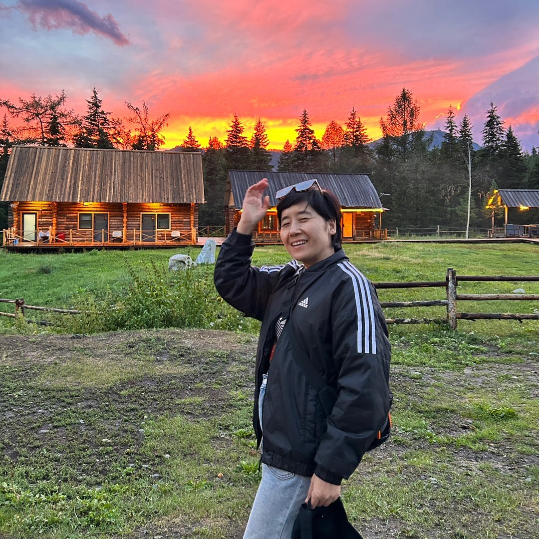 霞姐：邯郸20年中学生服装