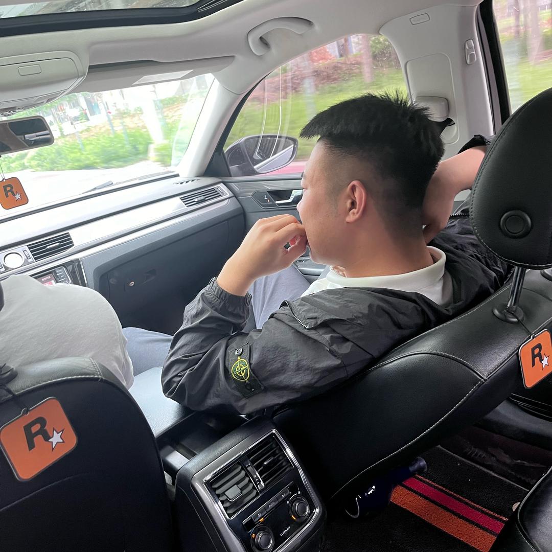 ᅠ￴ ㅤᅠ￴ ㅤ多金