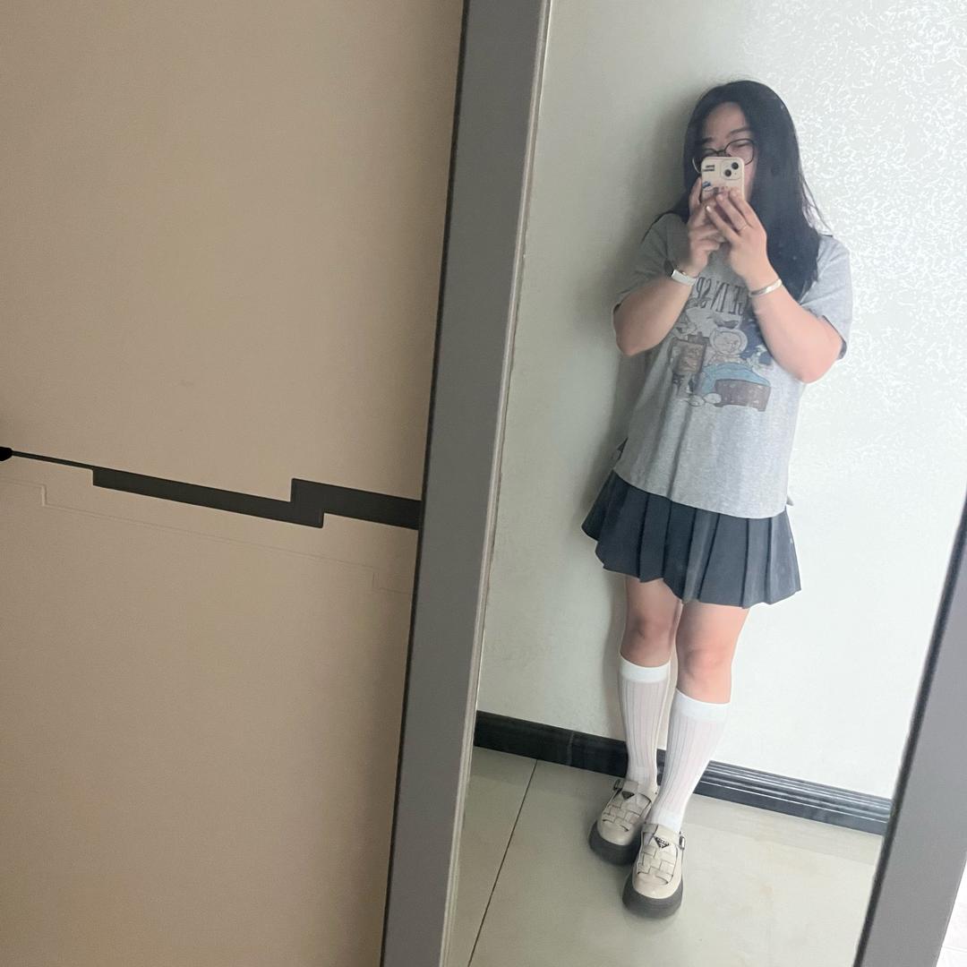是婷婷吖🌻