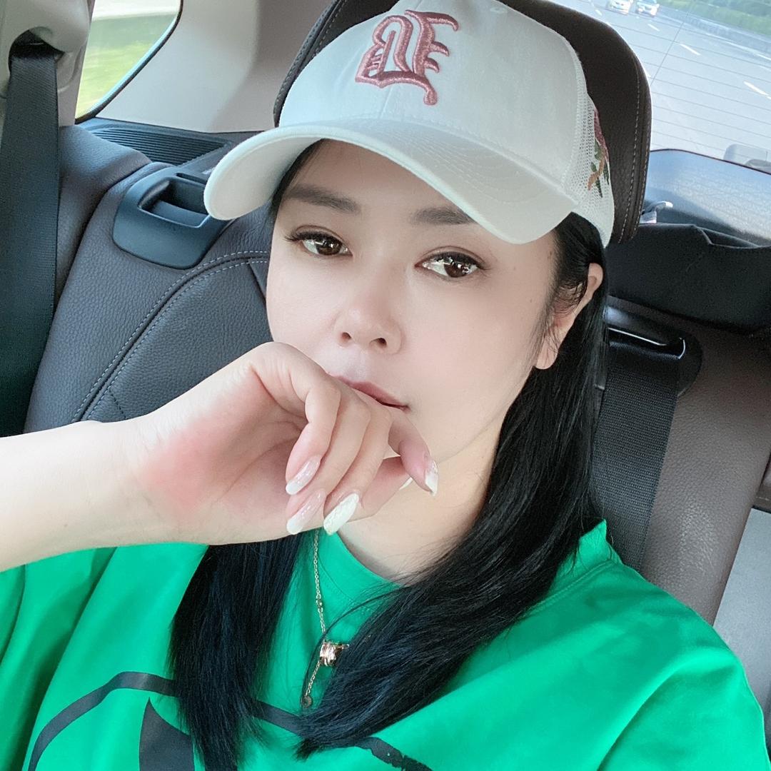 杏树屯海鲜姑娘
