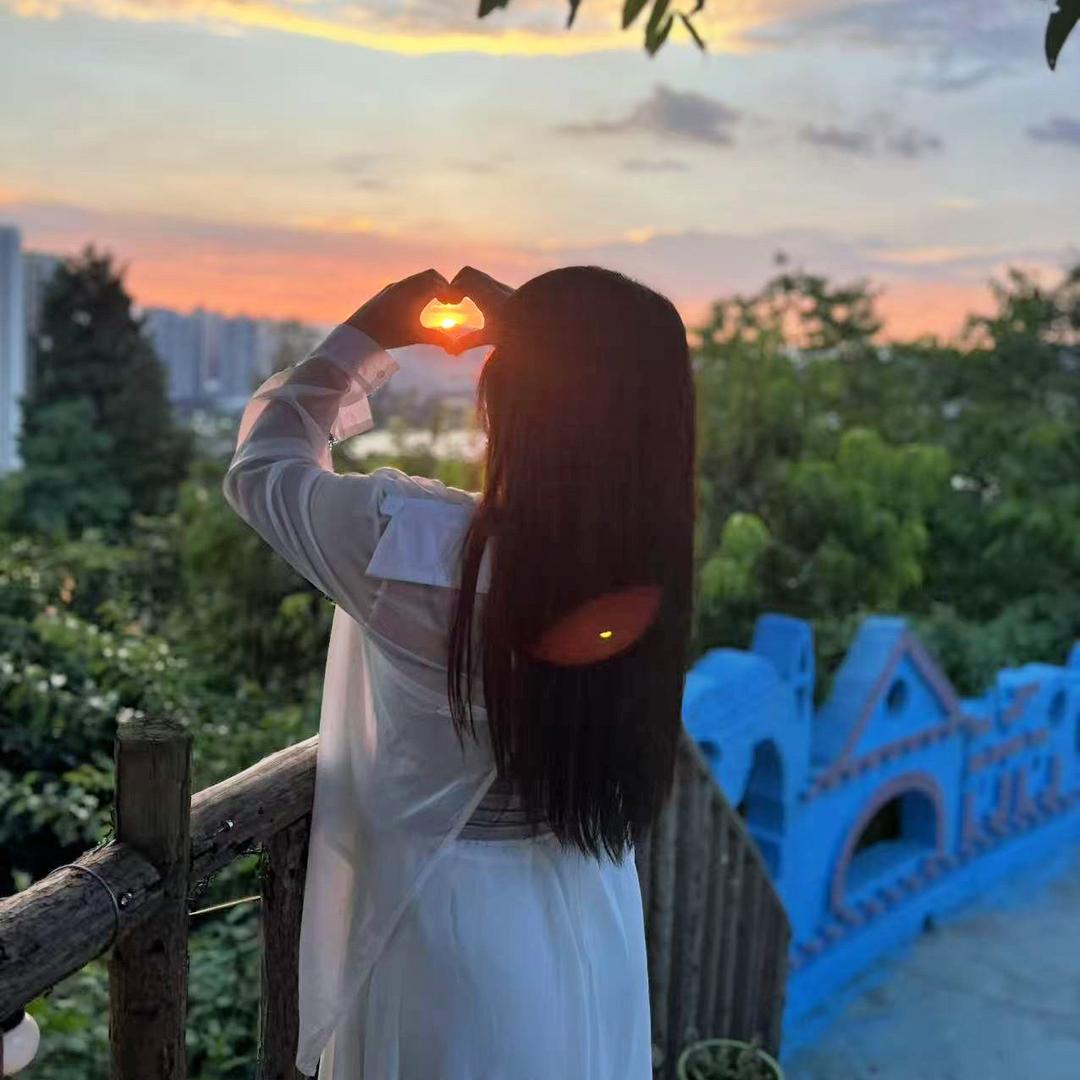 ᥫᩣ໌້ᮨ 半颗糖