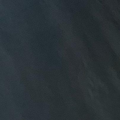 她
