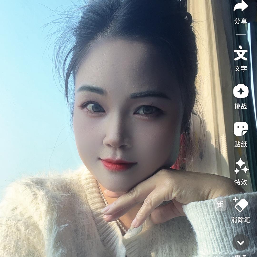 砂石女生   小敏