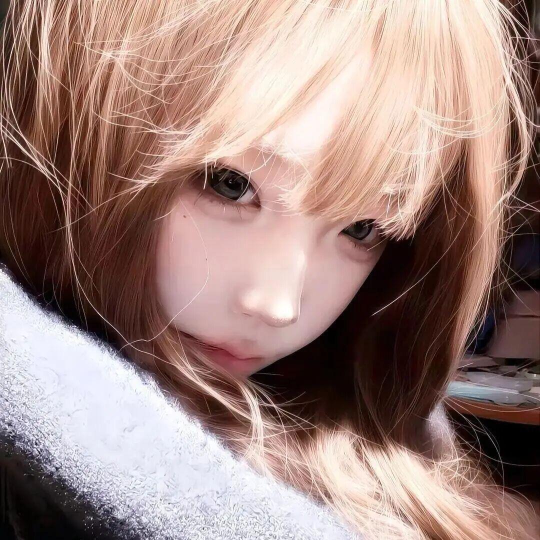 草莓招了