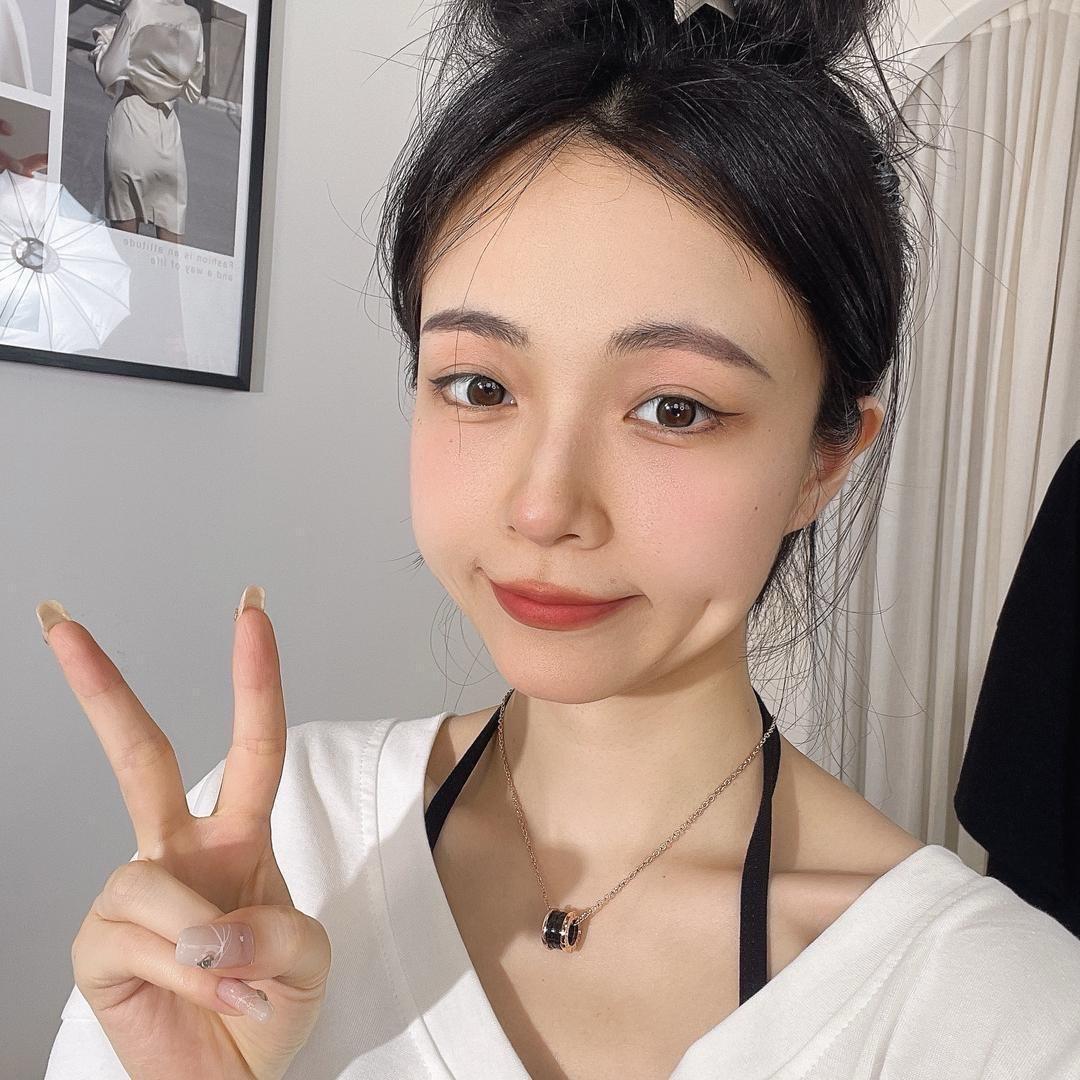 女装穿搭