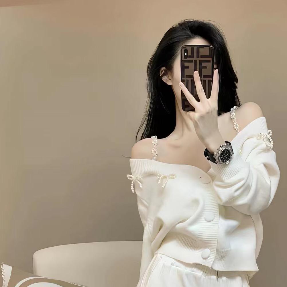 ㅤ ㅤㅤ  ㅤ ㅤ   ㅤㅤㅤ