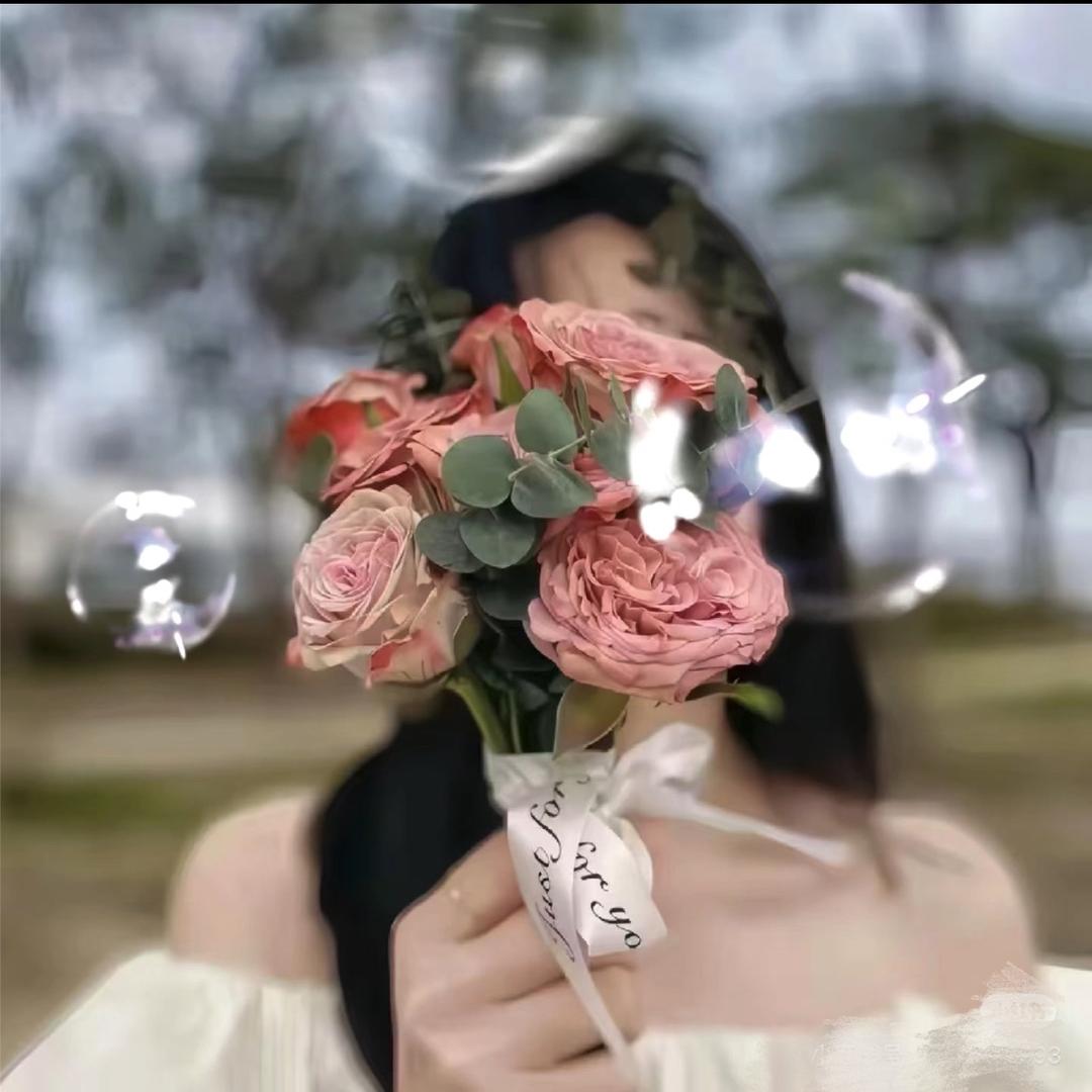 柒月