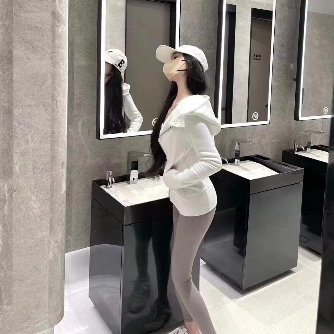mm.