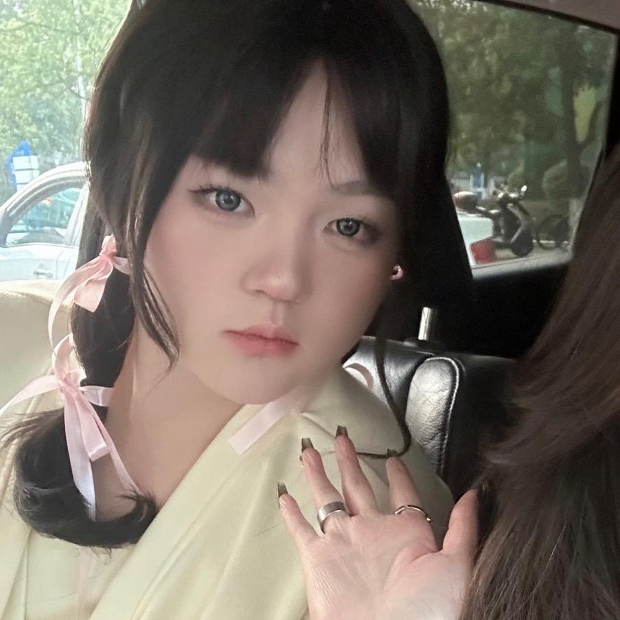 一坨尚熙Sunhy