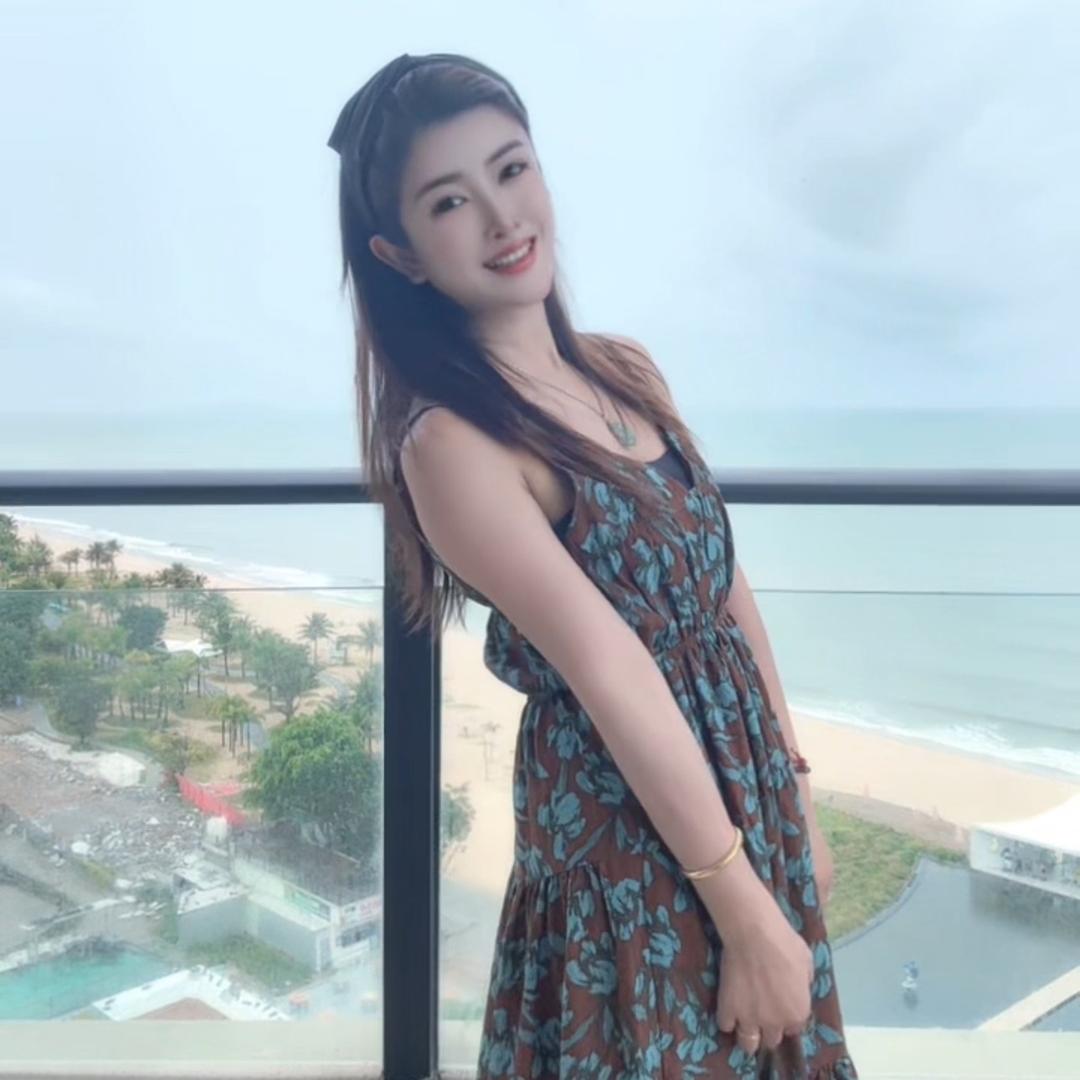 梅梅~