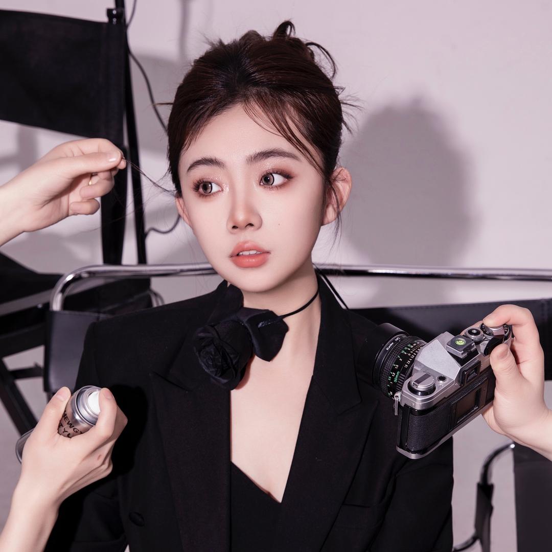 王77°魅芝蝶轻疗肤