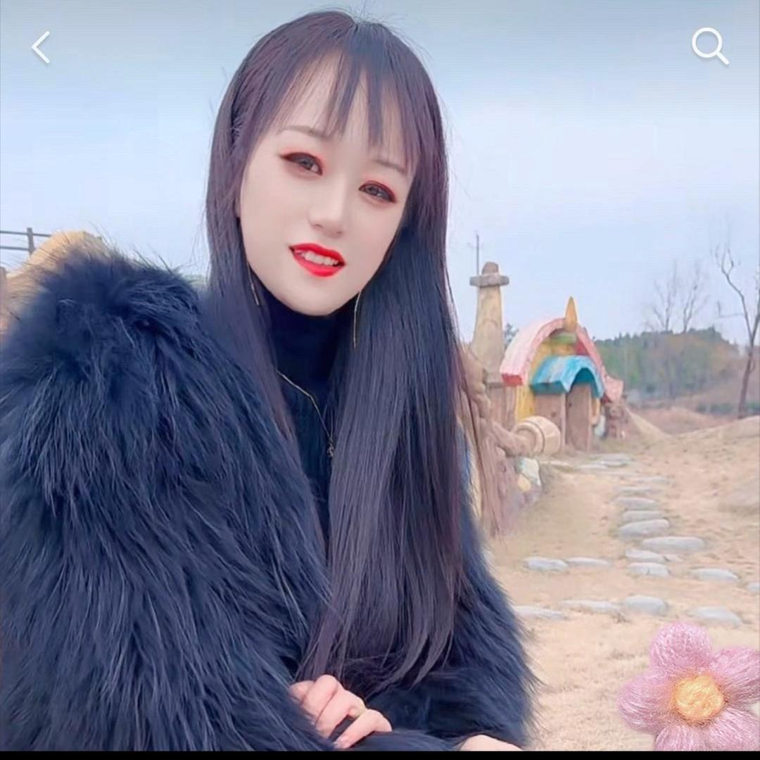 虎牙小姐姐 依依