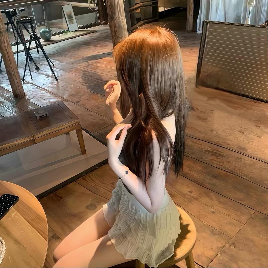 女二