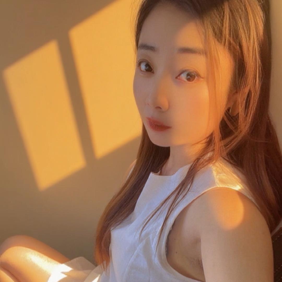 🍓迈腾小姐姐🍓